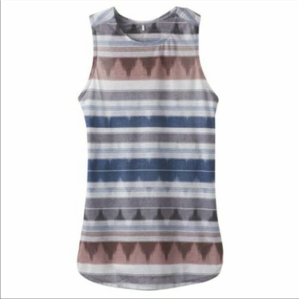 PRANA Leesha tank . Womens outdoor adventure tank in small.